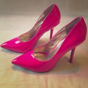 Hot pink heels!